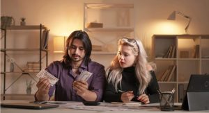 How Does Universal Credit Evaluate My Need for a Budgeting Advance