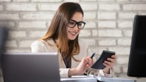 What Tools Are Available to Help Estimate Universal Credit