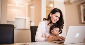 Single Parents Studying Full-Time: Eligibility and Challenges